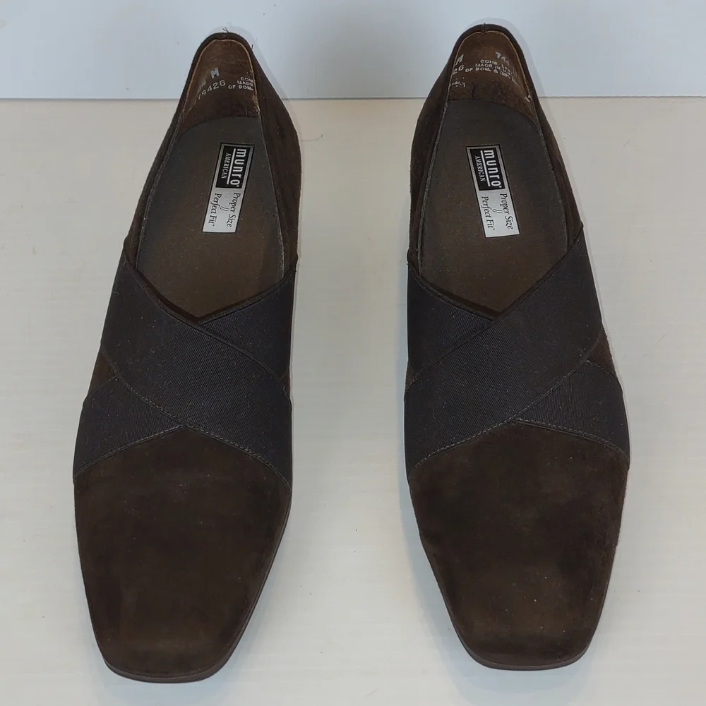 Munro American Zena Brwn Suede Slip-On Walking Wedge Black Elastic Crossing Gore